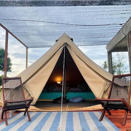 Rembulan Escape Bell Tent 2 Kampung Penarik Εξωτερικό φωτογραφία